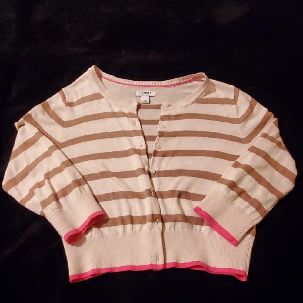Old Navy Cropped cardigan